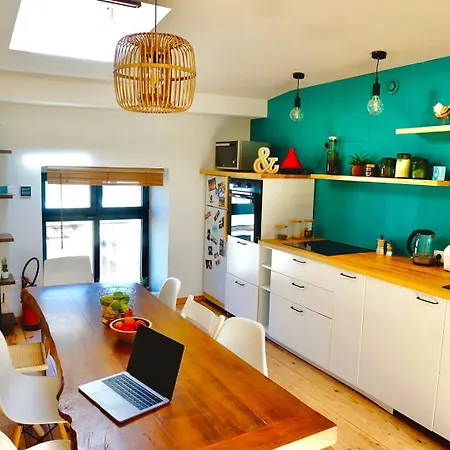 Lovely Townhouse بيت للعطل بوردو